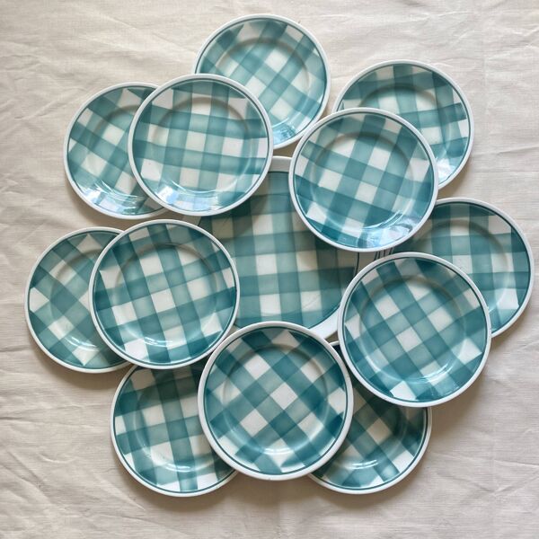 Assiettes  à dessert vichy et plat , années 50-60