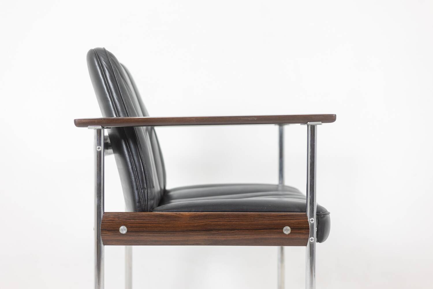Sven Ivar Dysthe for Dokka. Armchair. Circa 1960.