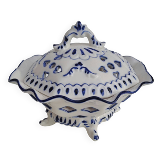 Bonbonnière perfume burner in vintage porcelain