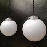 Opaline ball suspensions