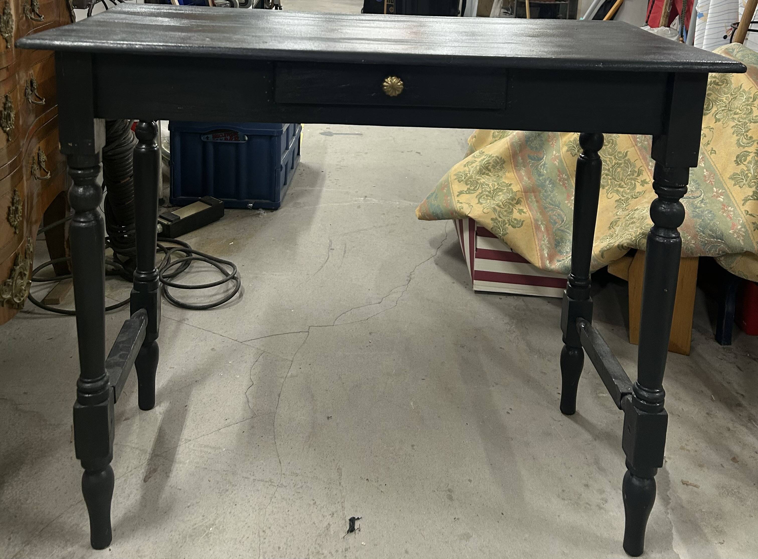 Black desk 1 drawer