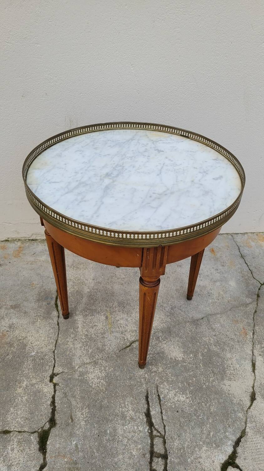 Antique Louis xvi style white marble hot water bottle coffee table