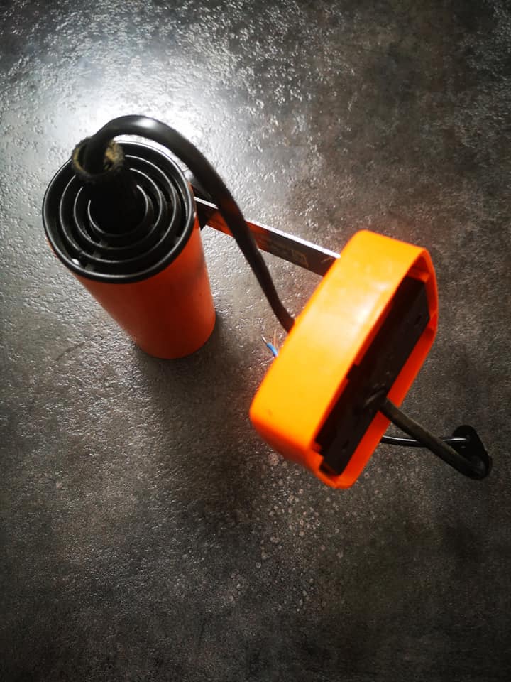 Wall spot wall lamp Italian orange ceiling lamp vintage 100%70 Targetti Sankey