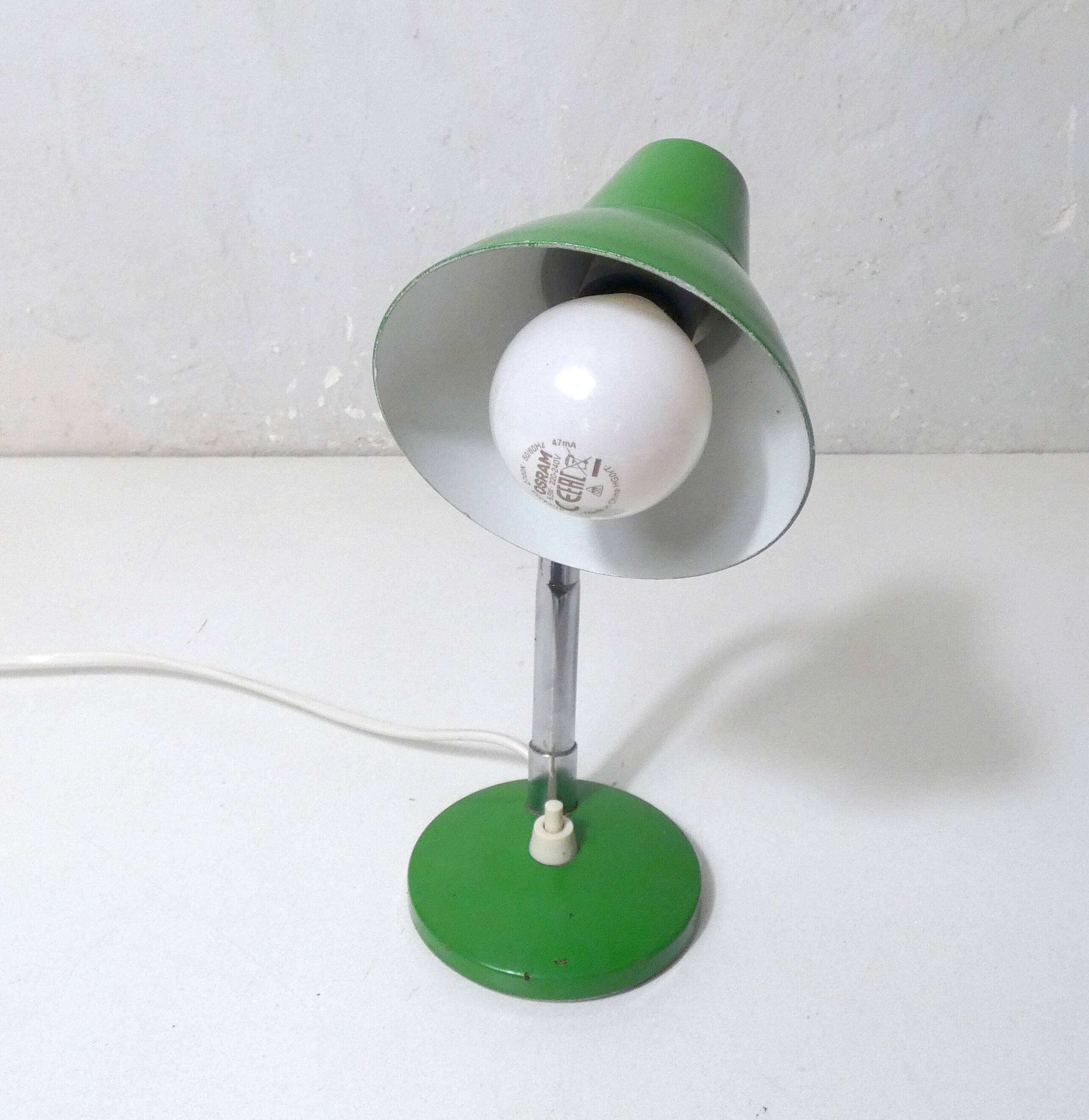 Vintage green metal adjustable desk lamp