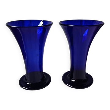 Pair of cobalt blue vases in blown glass, handmade.