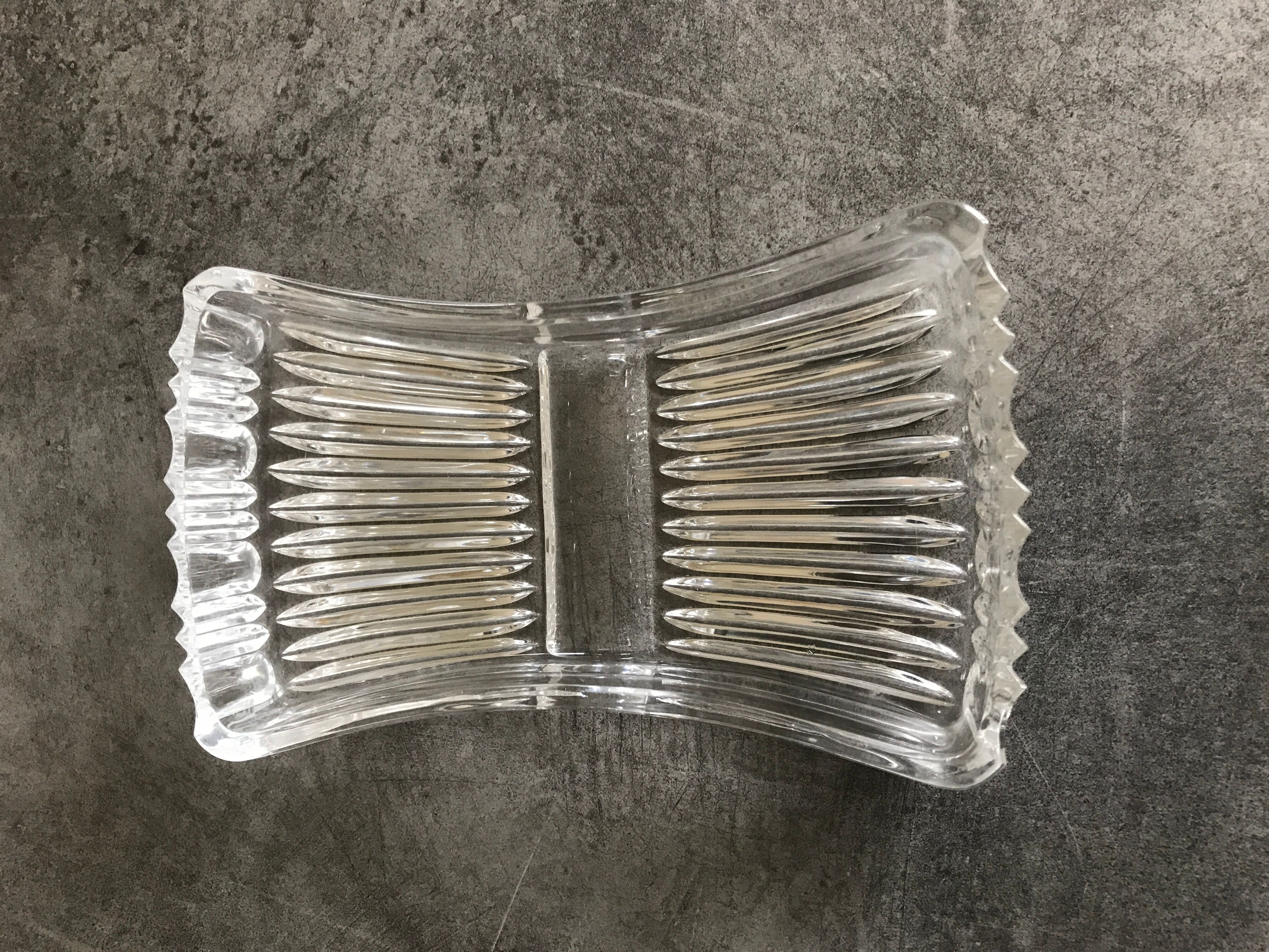 Empty pocket cup in molded glass 16.5 x 10 cm