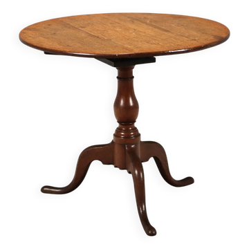 Small antique oak table, Italy, mid-19th century.