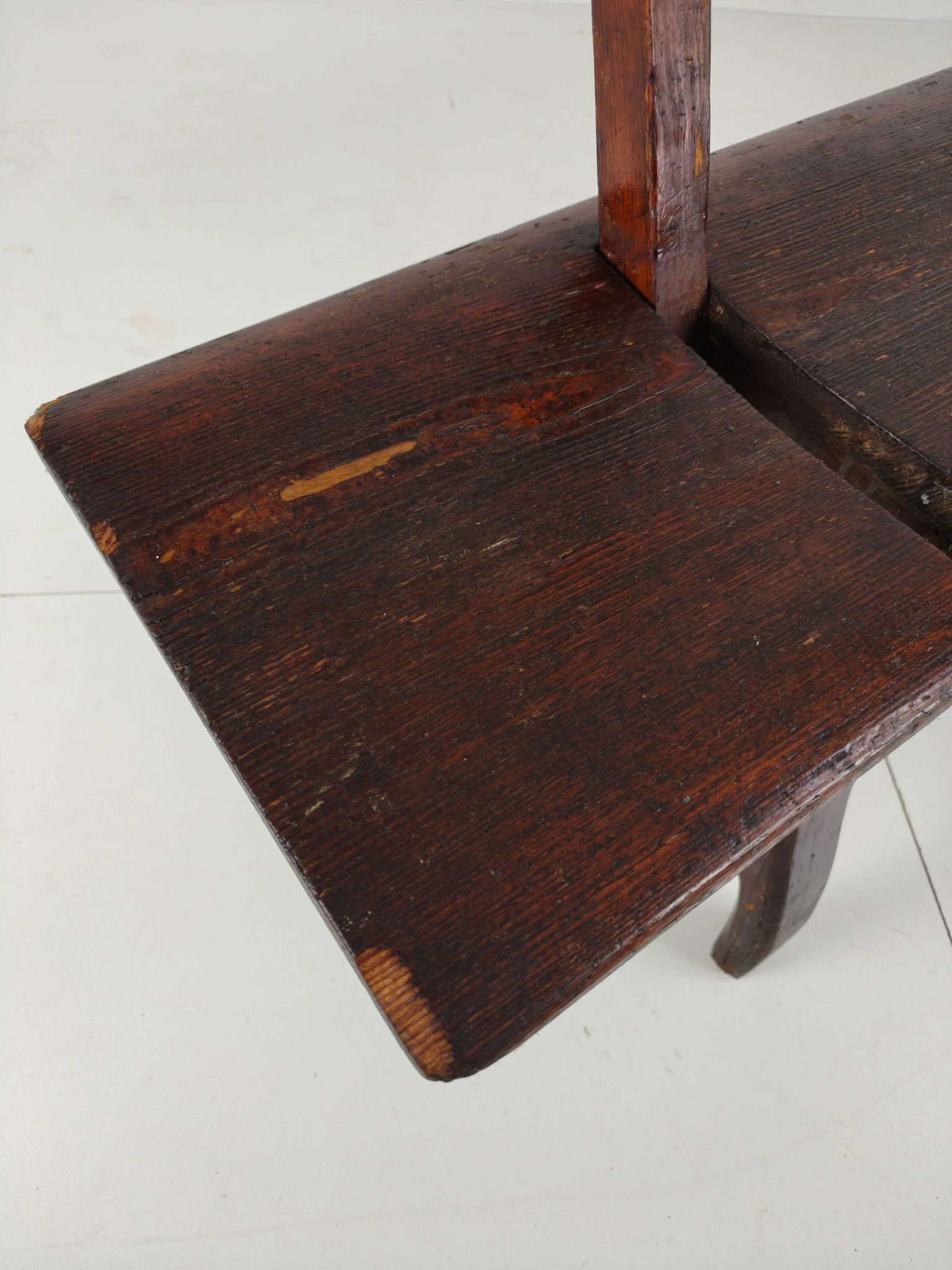 Banc de chemin de fer victorien en pin pitchpin – Halstead’s Makers, Todmorden