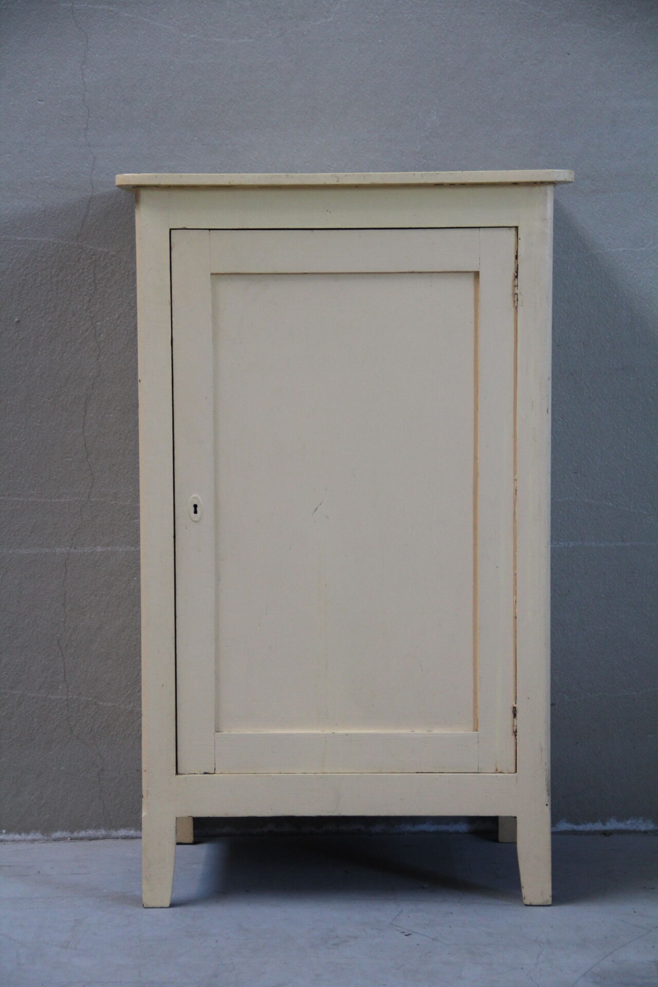 Jam maker furniture cabinet