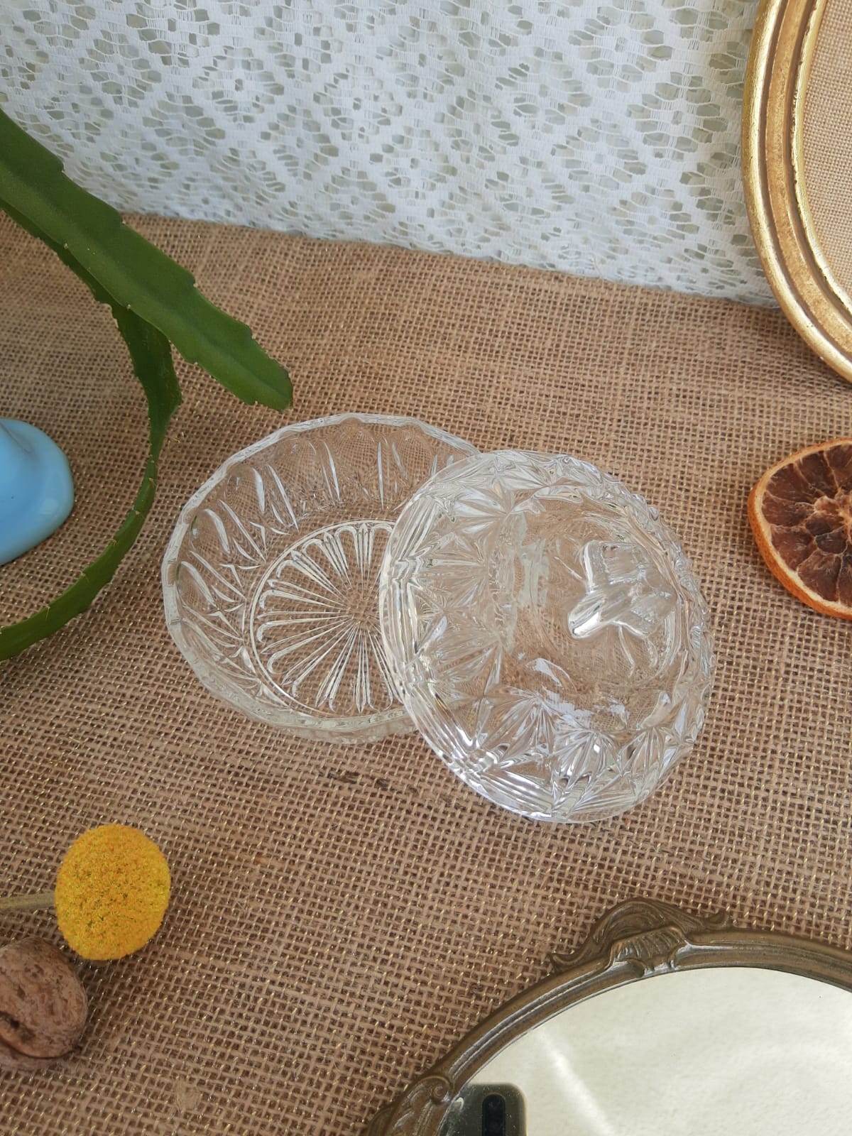 Small candy maker in chiseled glass reims France