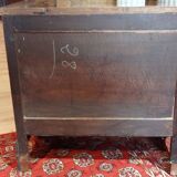 Commode XIXème en plaquage d'acajou, trois tiroirs, 81x80x43 cm