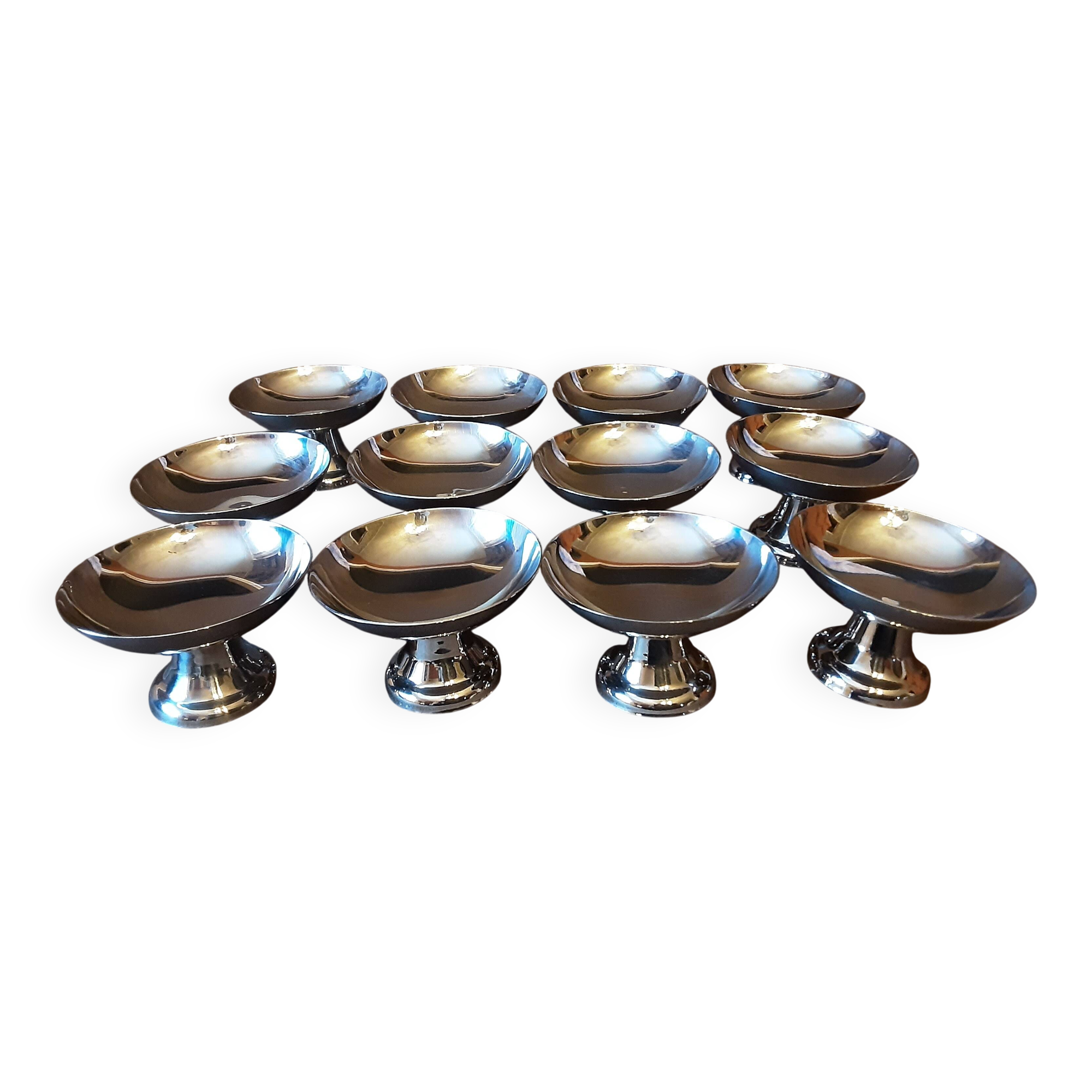 Set of 12 stainless steel footed bowls
