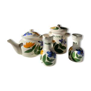 Ensemble de poteries du Marrais