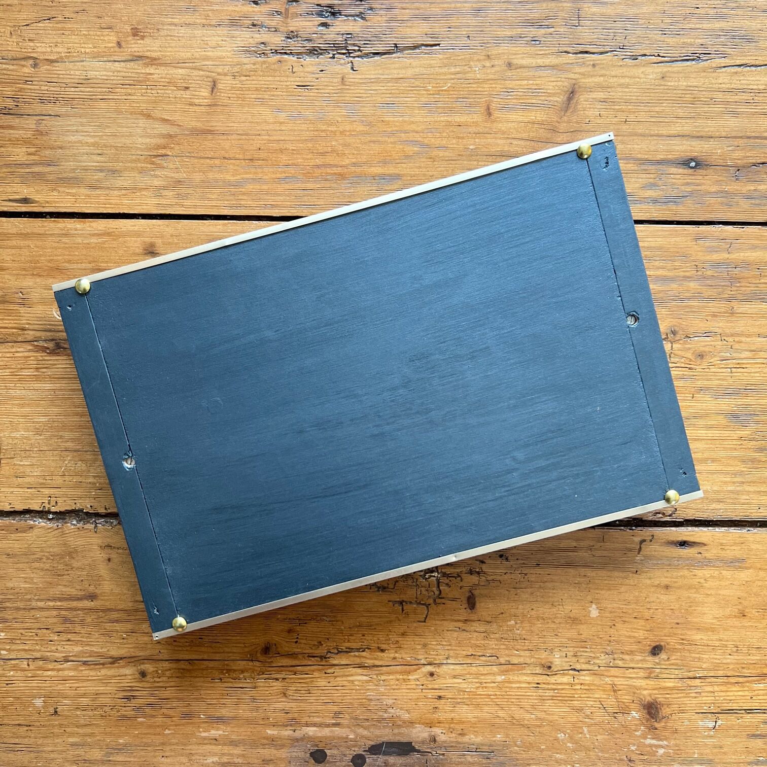 Old restored tray “Les roses”