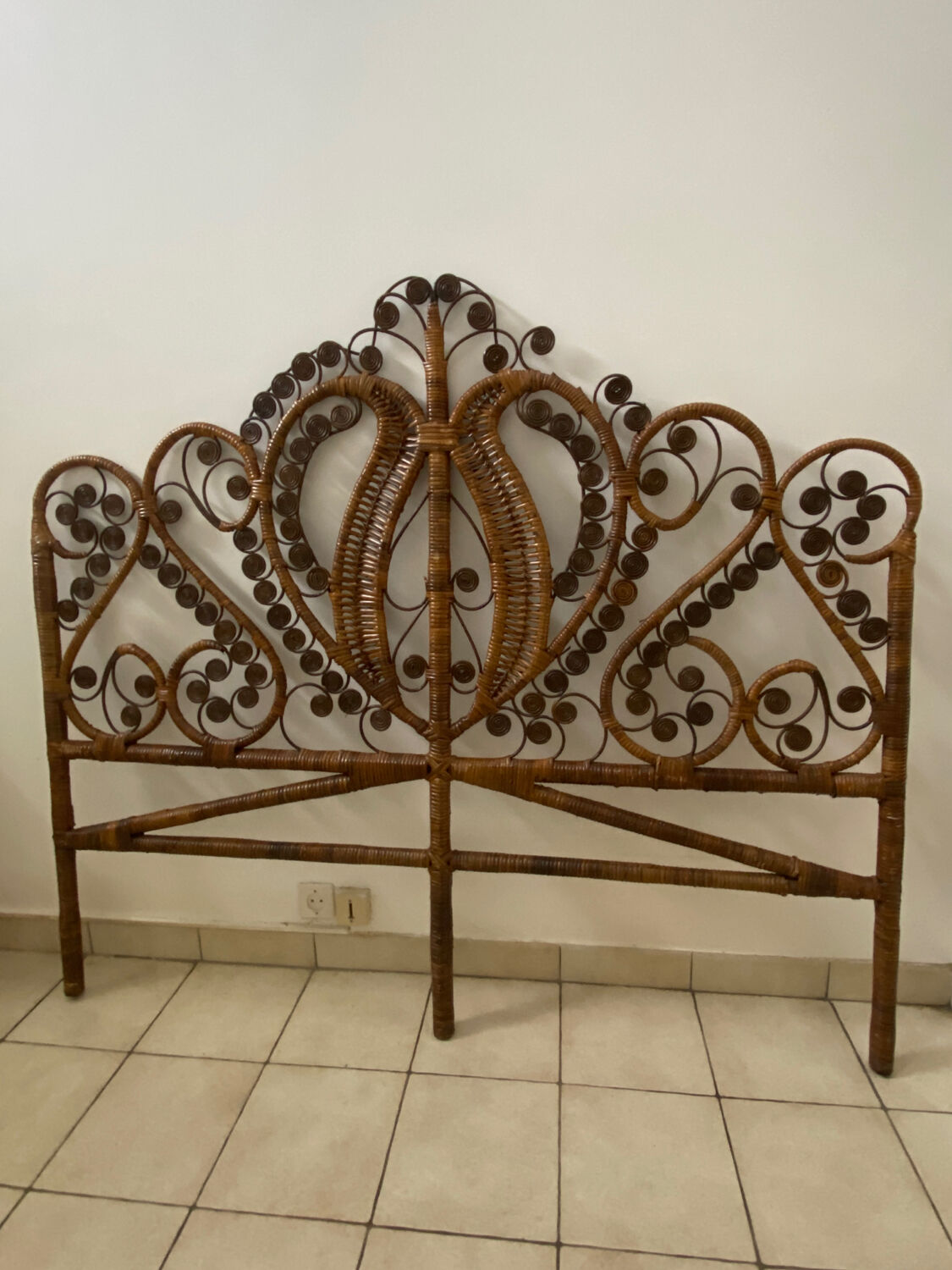 Vintage peacock rattan headboard (150cm)