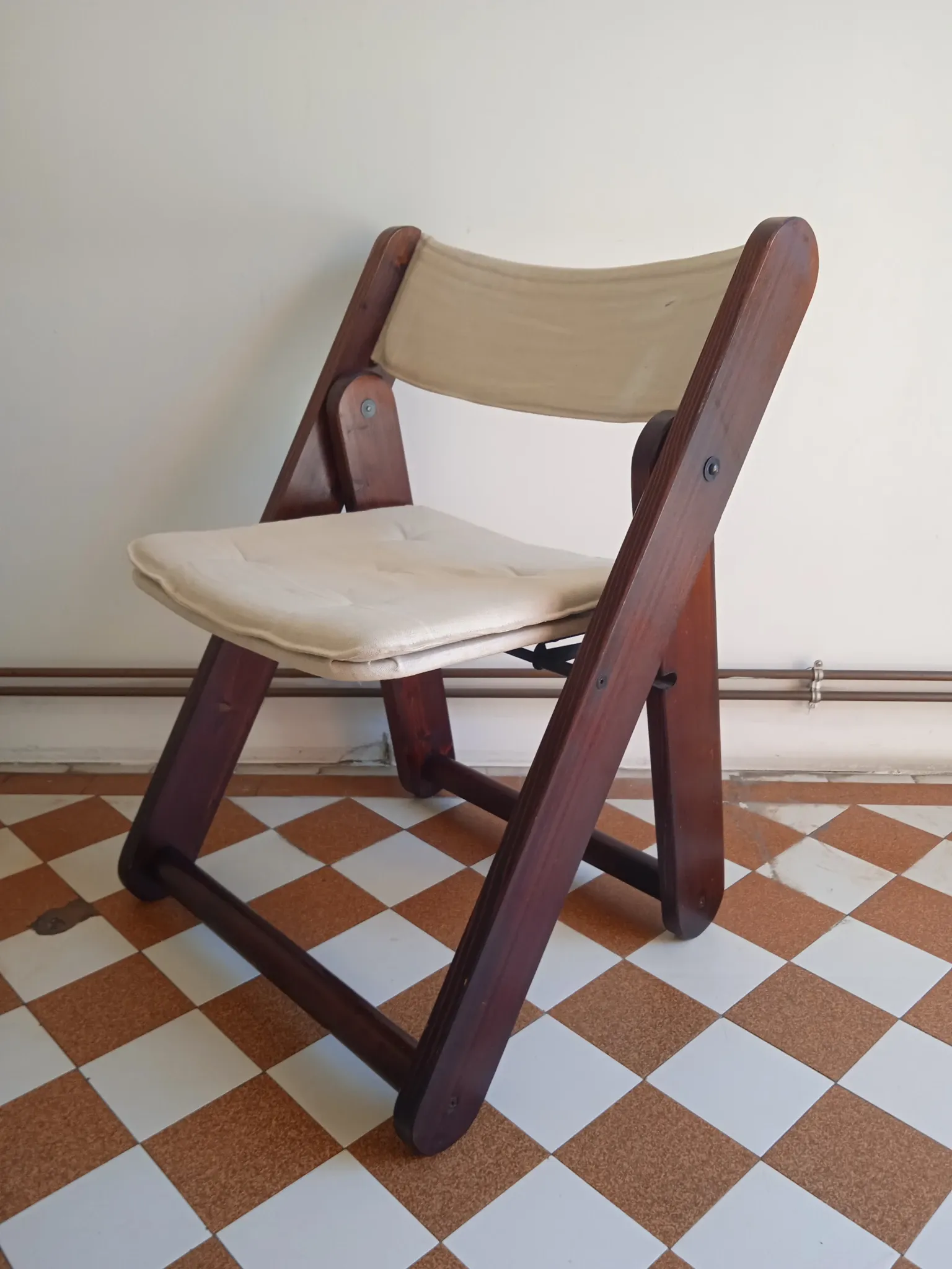 Kon-Tiki chairs