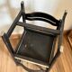 Paire de chaises noires + simili blanc