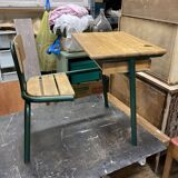 School desk RESERVED BHV