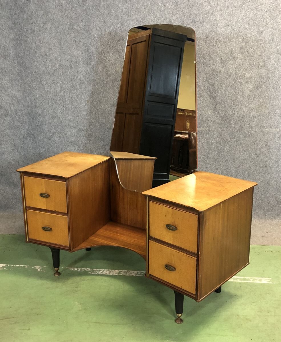 Hairdresser 1970s in teak and oak blond feet compass