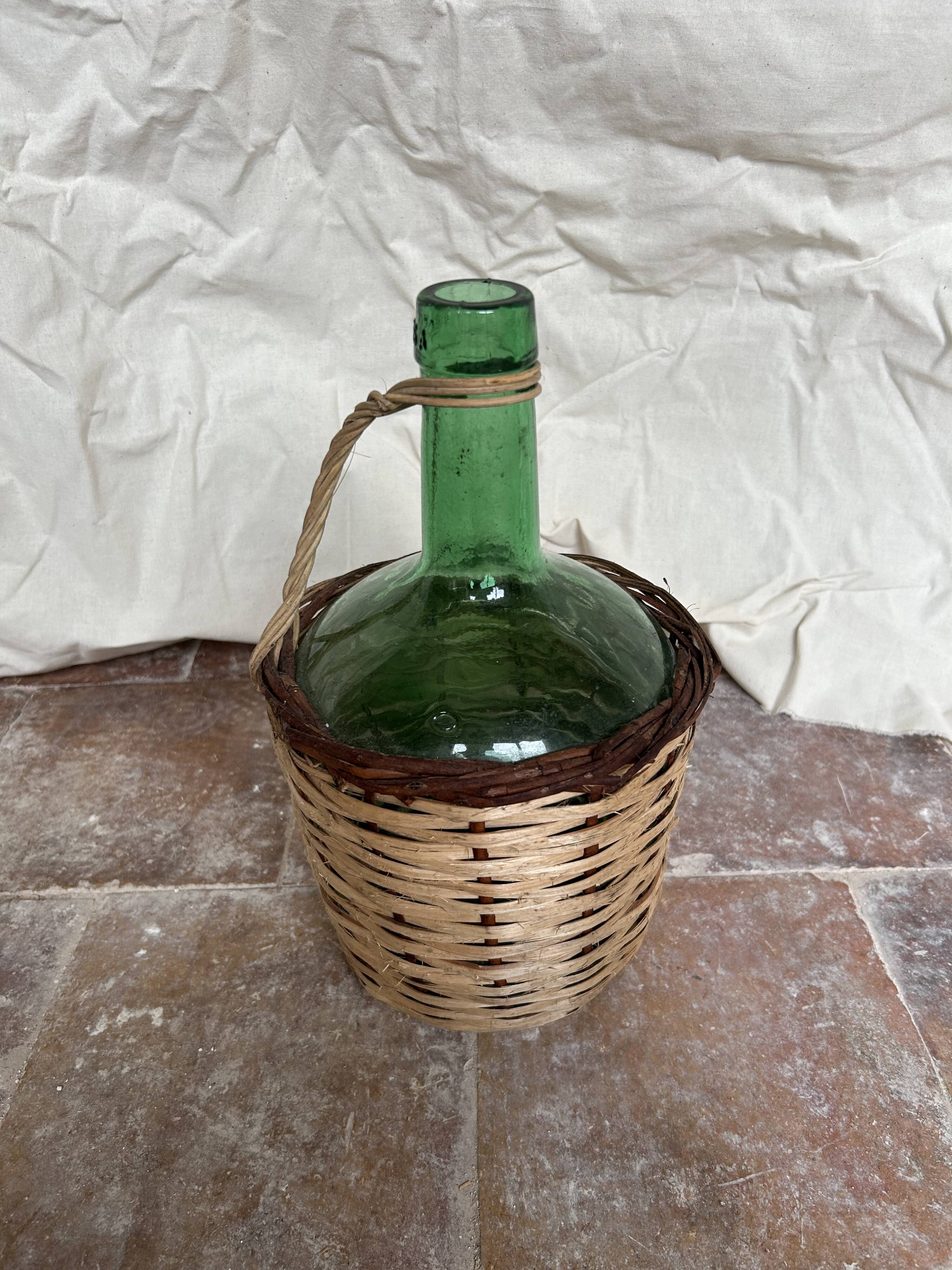 Damn Jeanne surrounded by willow.