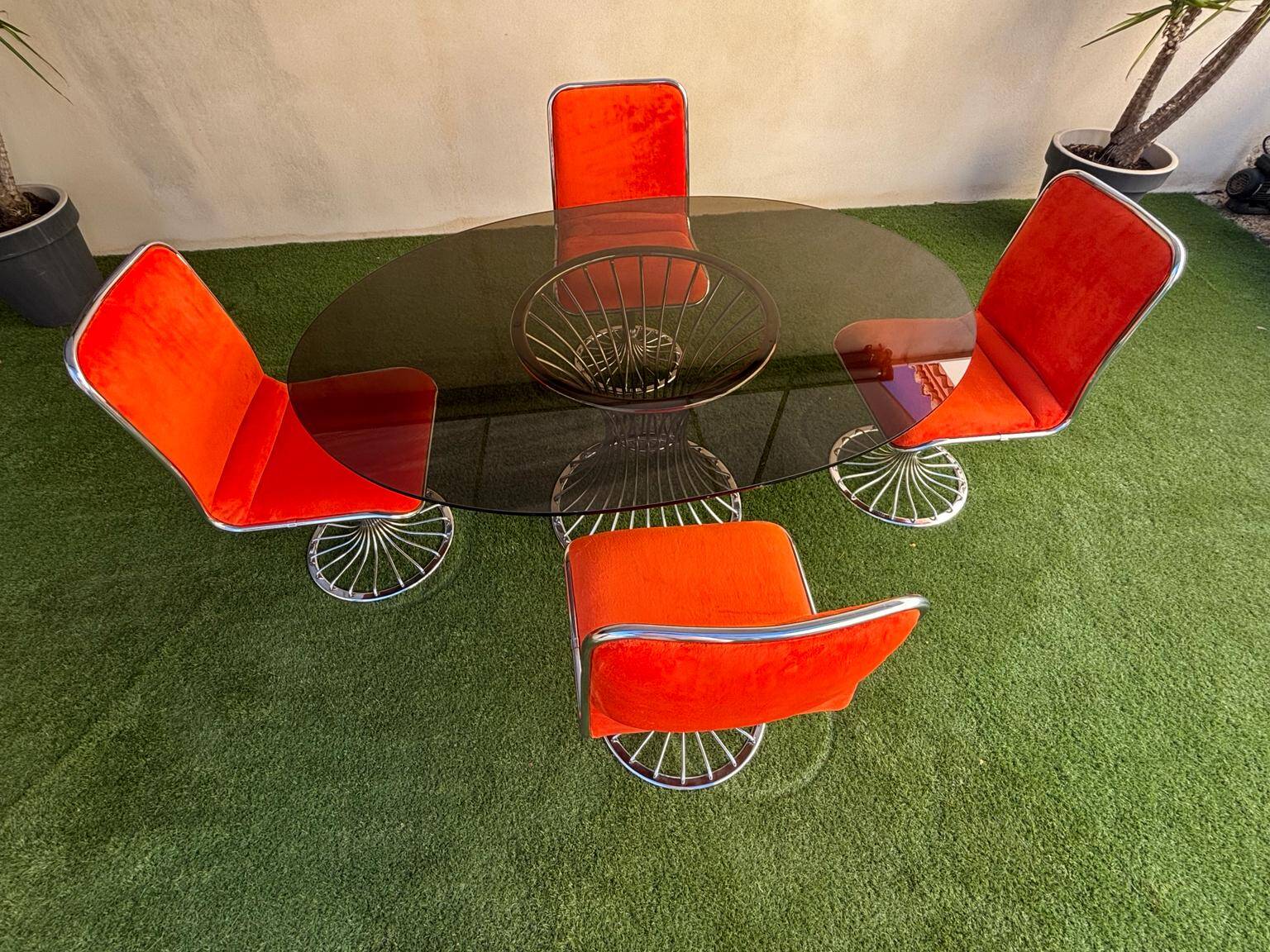 Dining table and 4 chairs in Rinaldi style, fully restored.