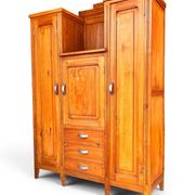 Armoire Art Déco asymétrique, vers 1940