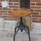 Tabouret industriel d’usine métal et bois