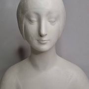 Bust after Laurana in Renaissance style, known as Aragon, patinated plaster, 33 cm.