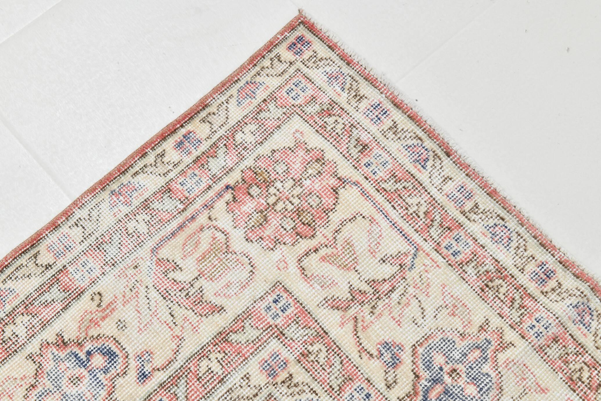 7x10 Dusty Red Persian Area Rug, 205x322Cm