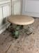 Table basse en fer forgé et marbre beige vers 1930