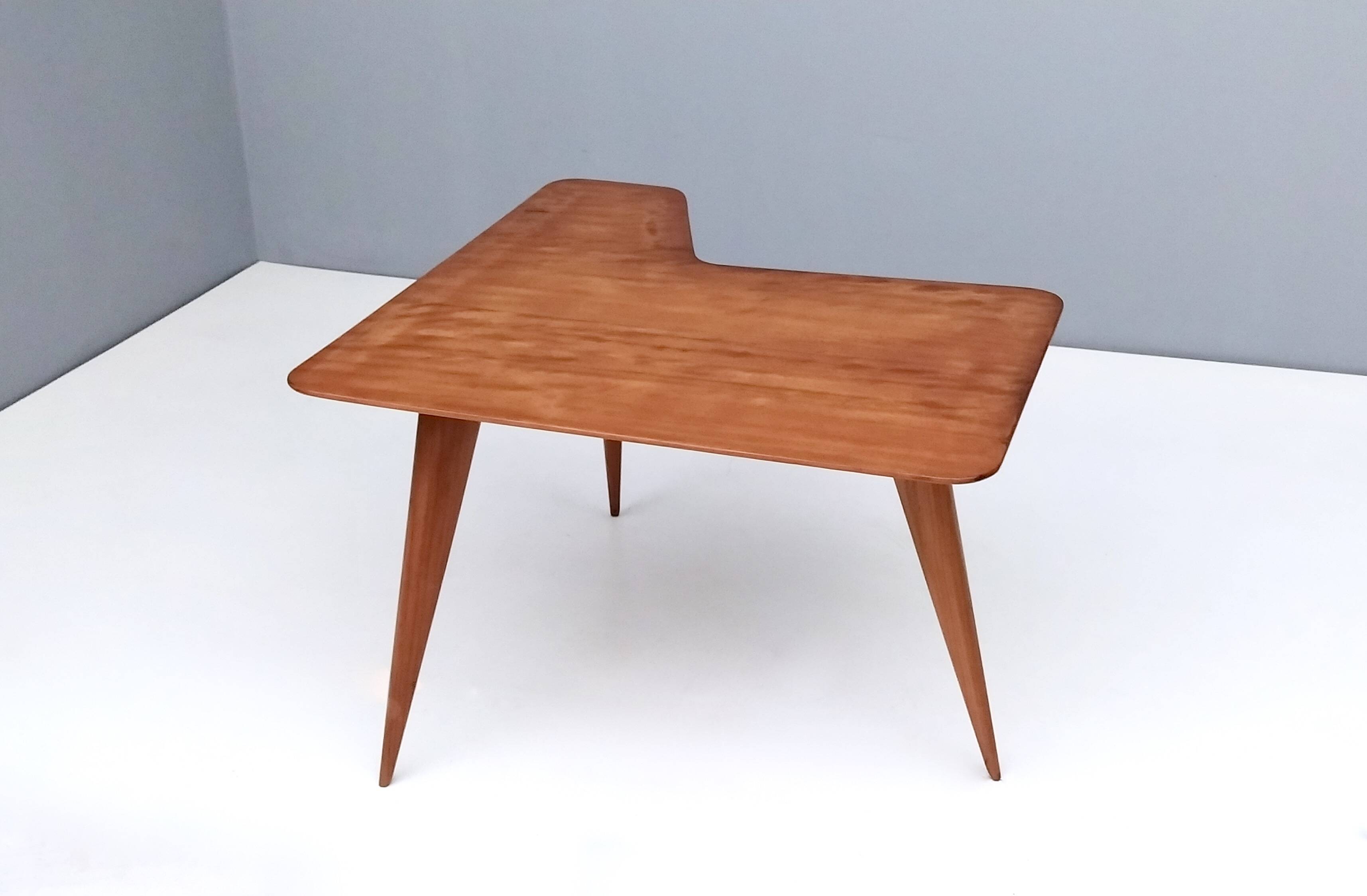 Irregular Shaped Cherrywood Veneer Coffee Table Attr. to Gio Ponti, Italy