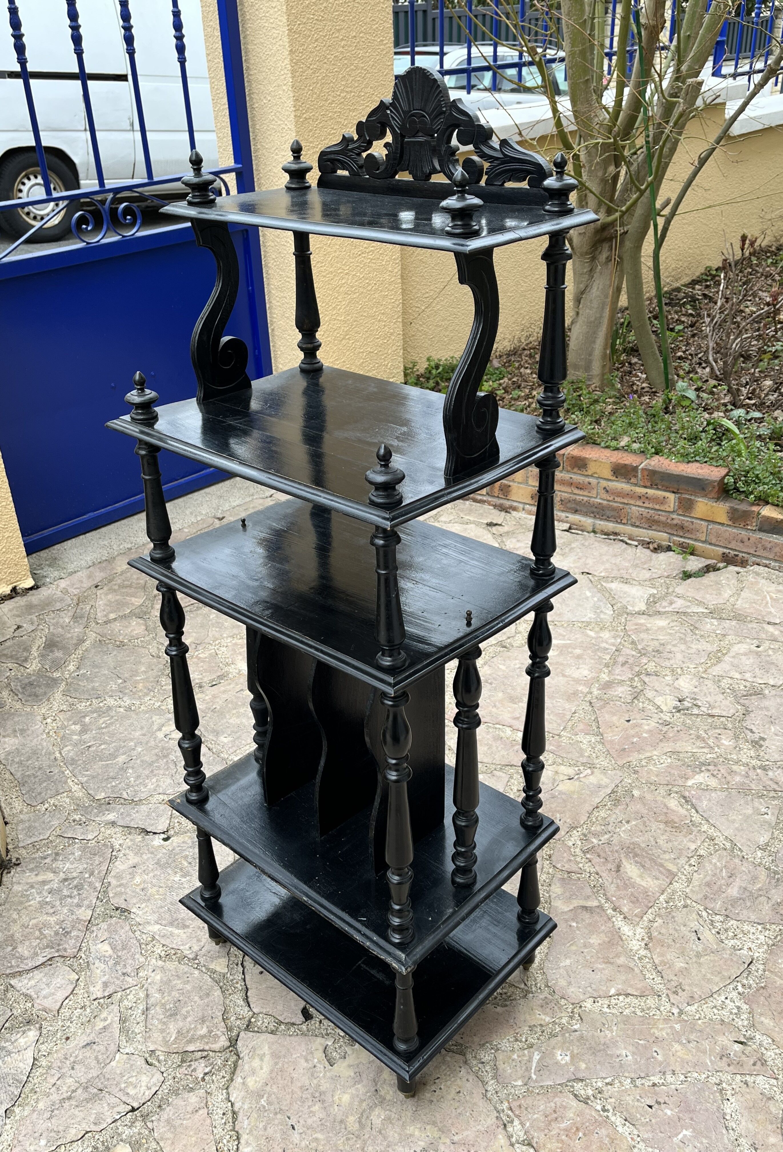 Sheet music cabinet