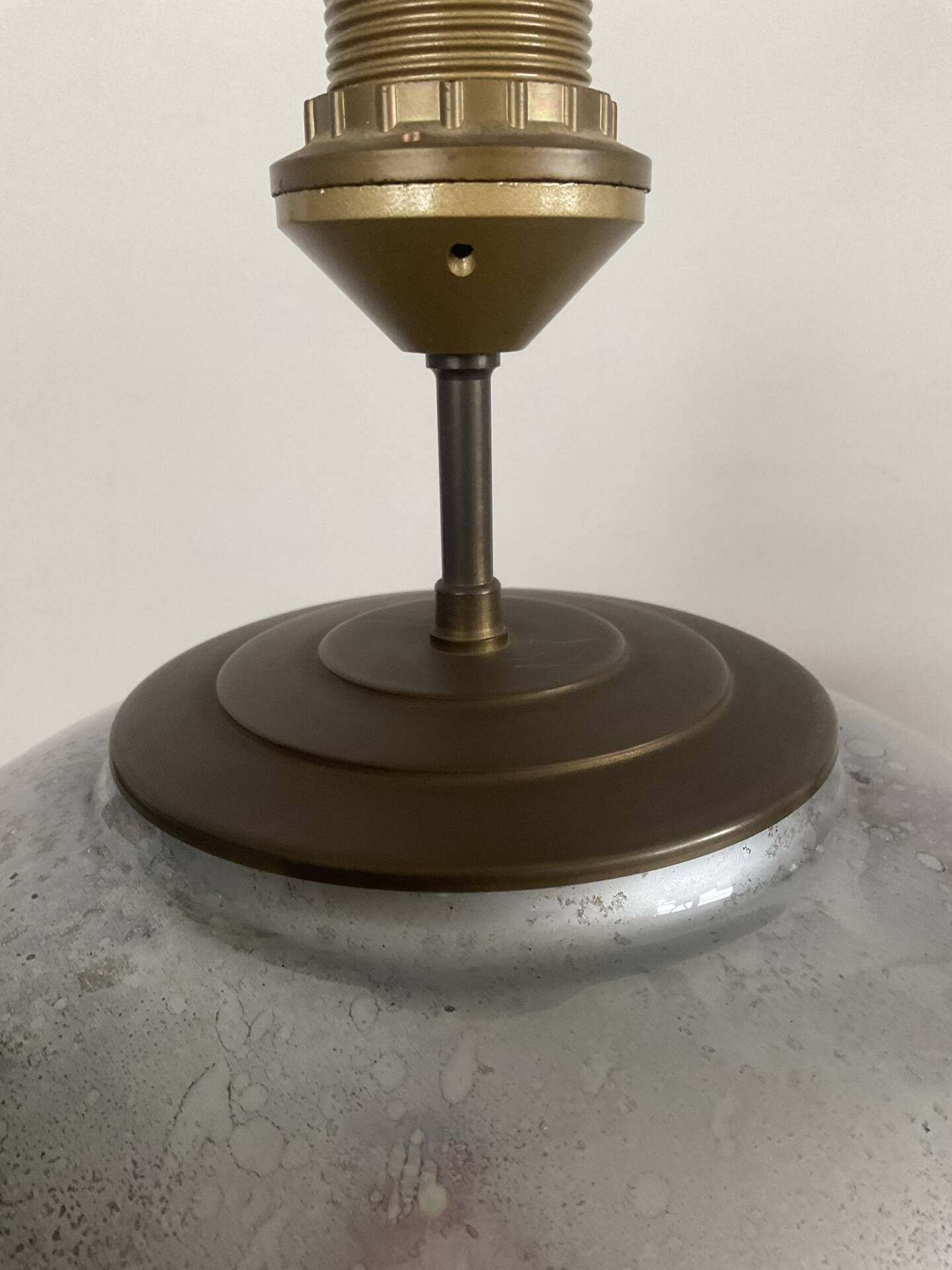 Unique lamp base Laque Line in eglomisé glass from the 70s-80s.