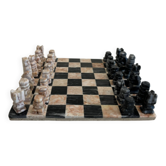 Jeux d'échec en marbre vintage