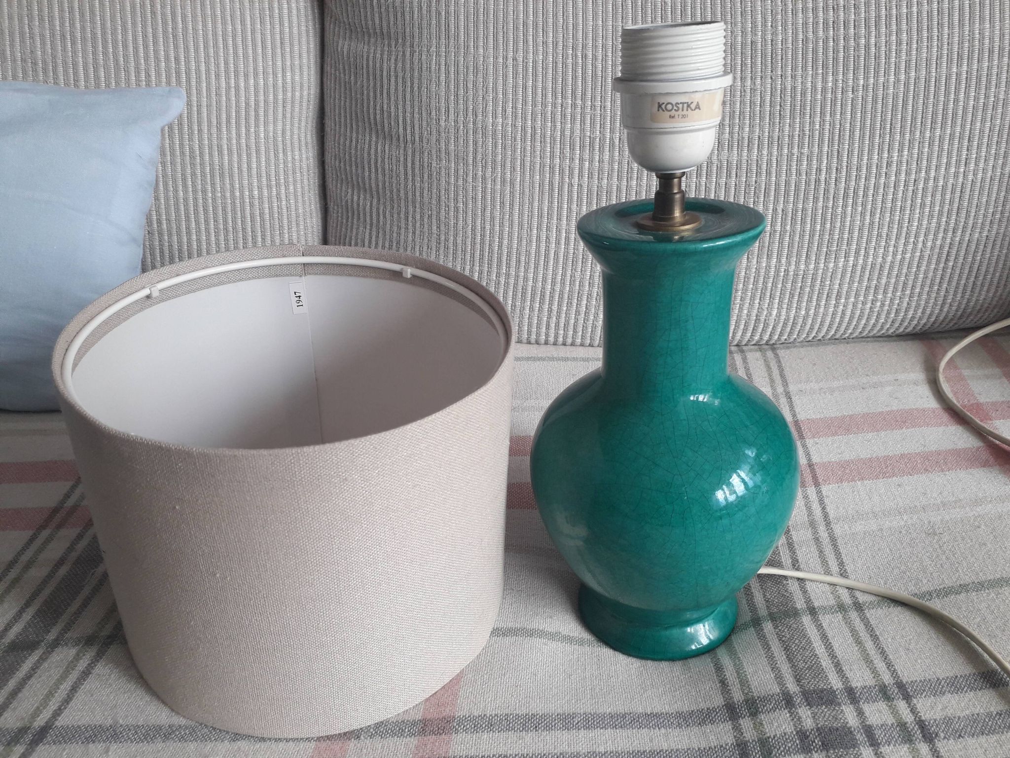 Lampe vintage en céramique signée Koska
