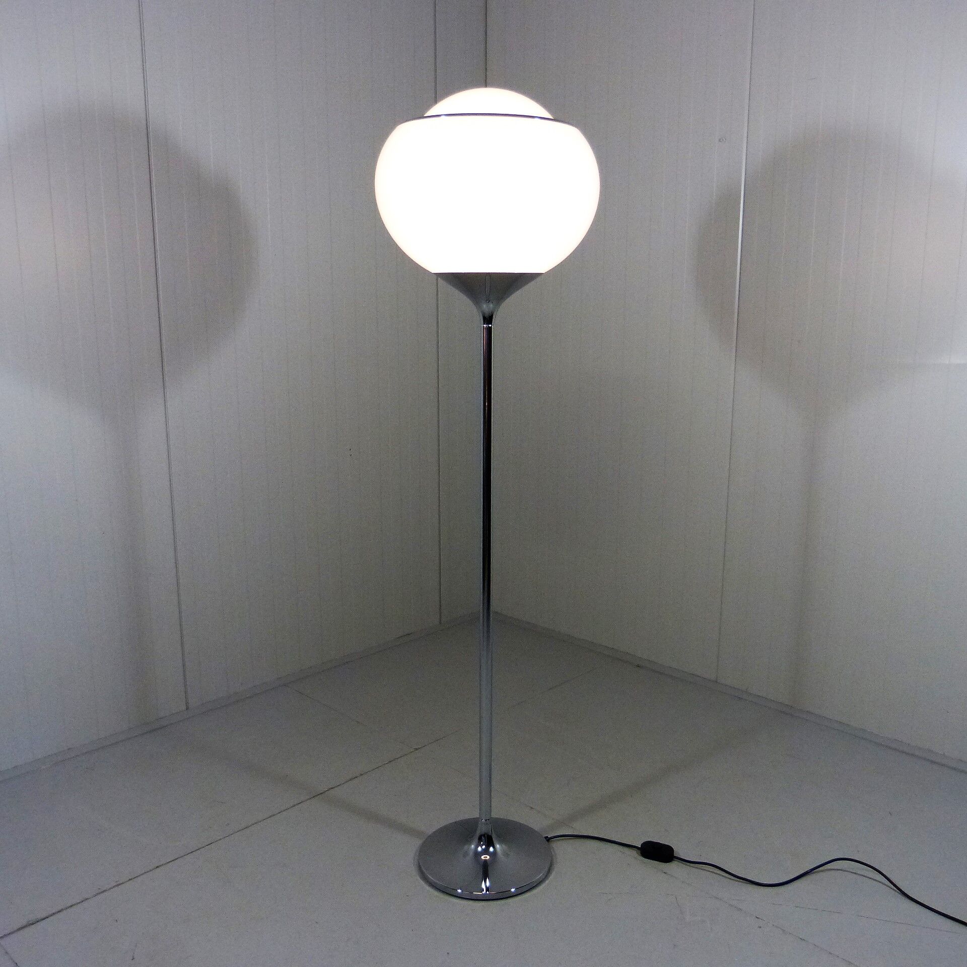 Lampadaire Flash par Guzzini Italie, années 1960