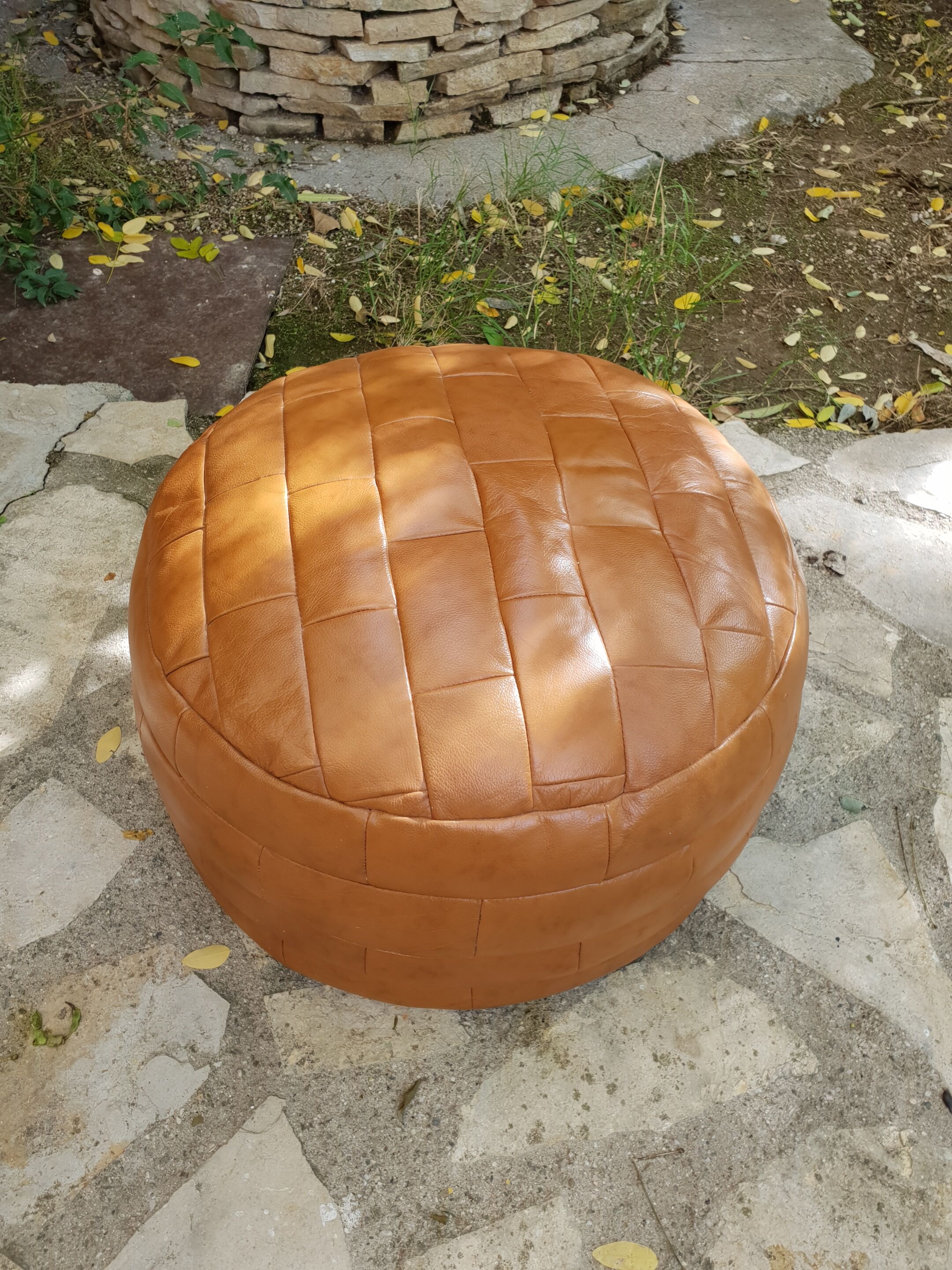 Leather pouf De Sede 1970