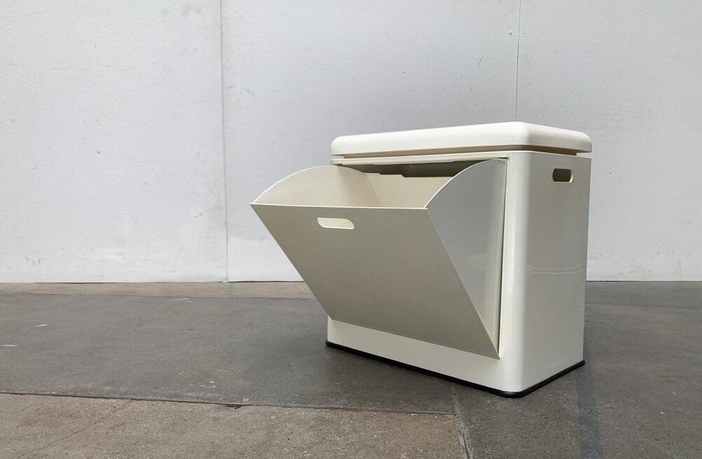 Italian laundry basket from the mid-century space age, 1960s