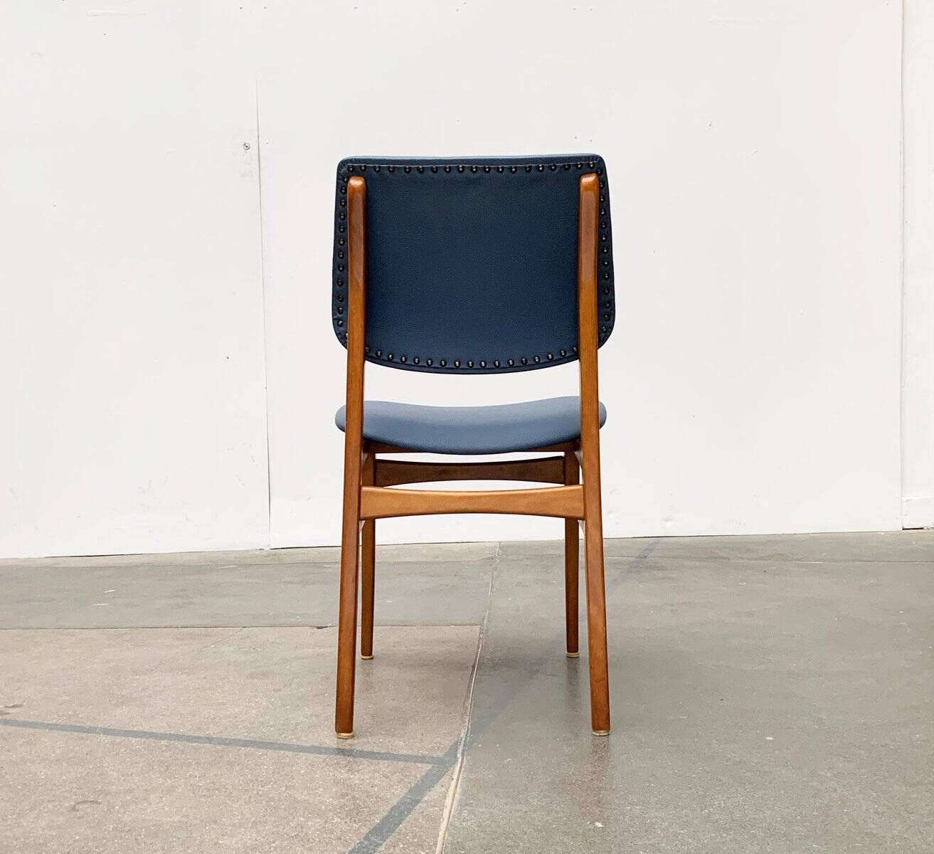 Ensemble de chaises en bois de style mi-siècle