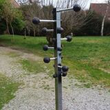 Portemanteau perroquet design des années 70 en métal chromé et bakelite
