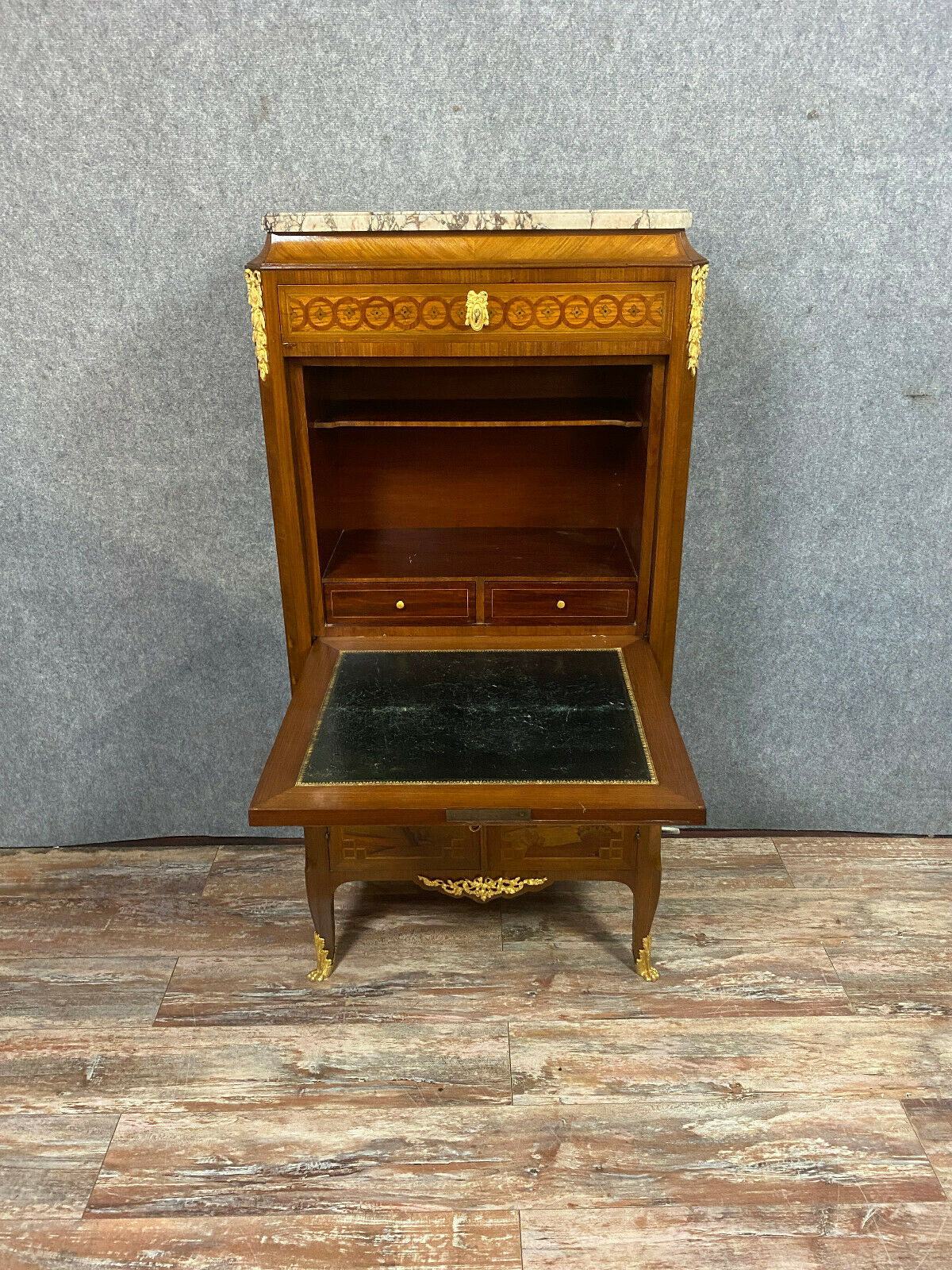 Secrétaire époque Napoléon III a la marqueterie de ruines
