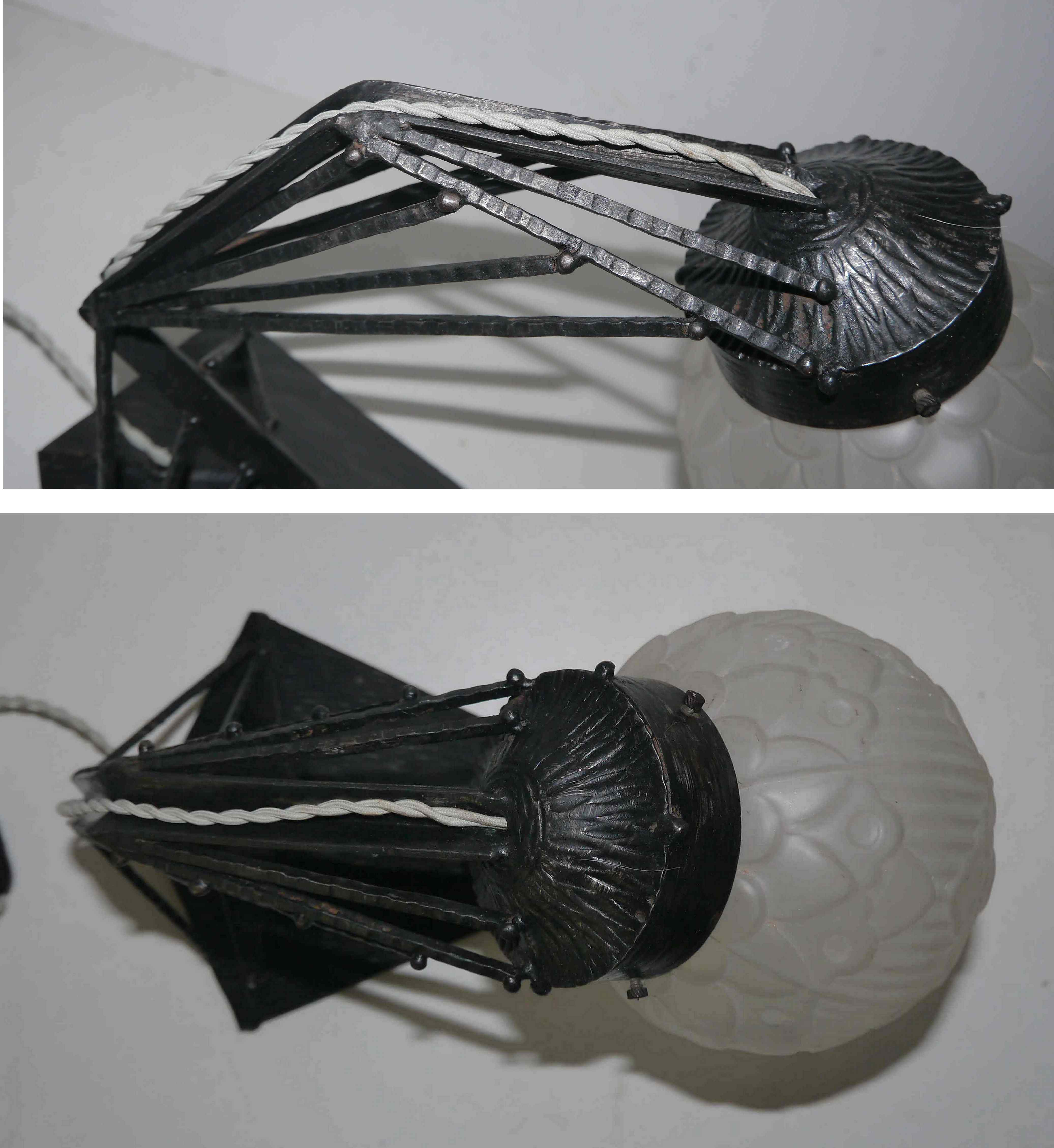Lampe  fer forgé art déco