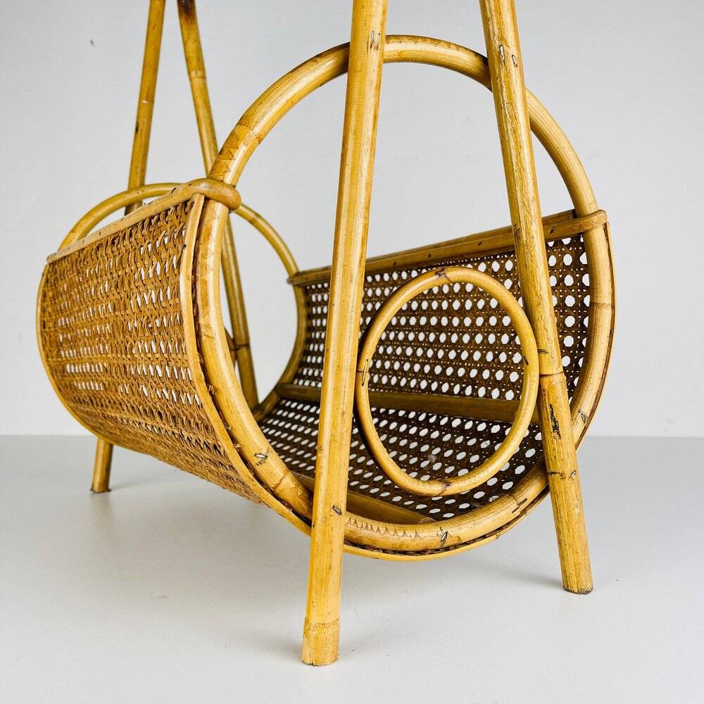 Vintage bamboo and Vienna straw magazine rack, Italy, 1960s.