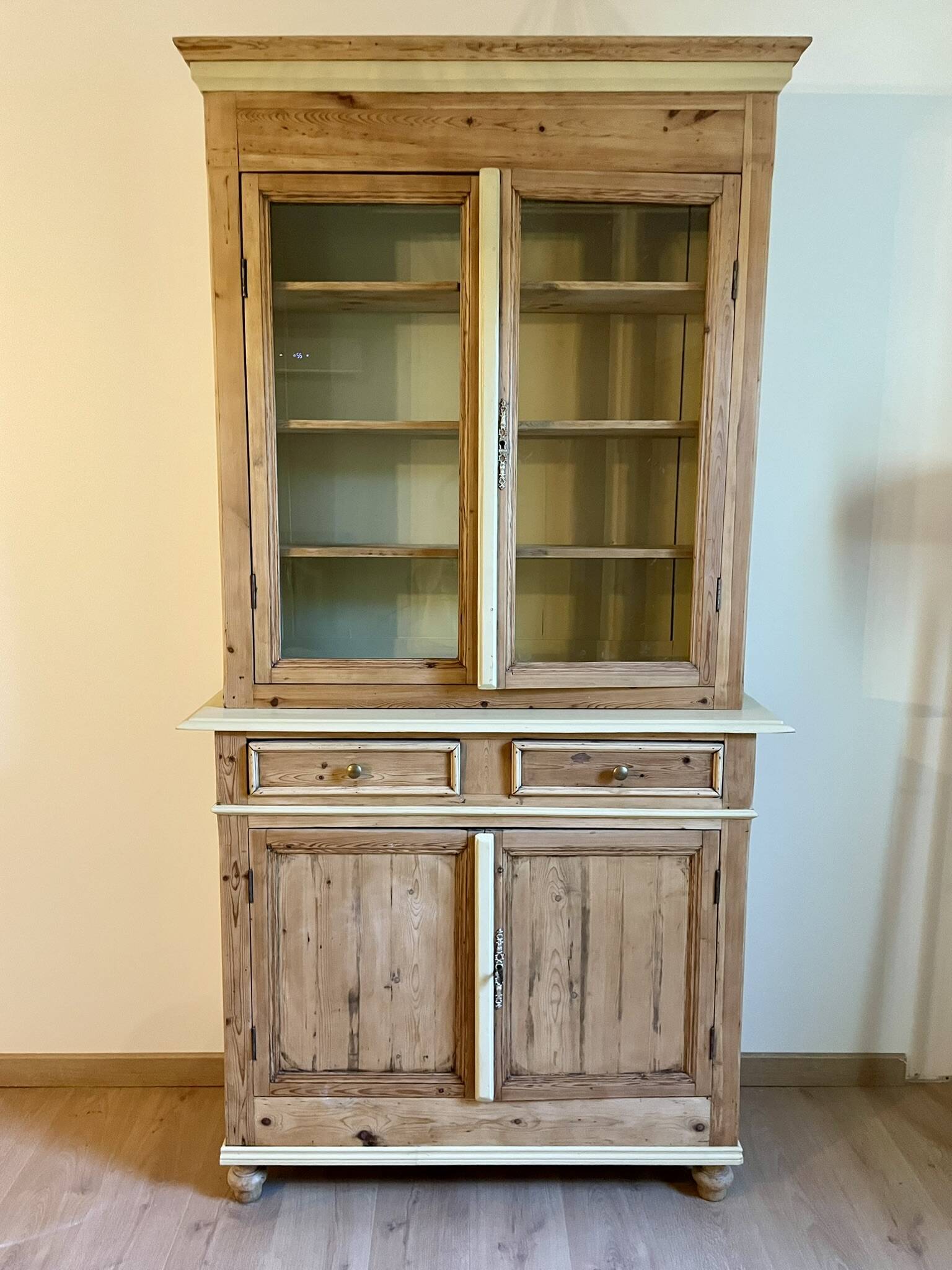 Sideboard or bookcase