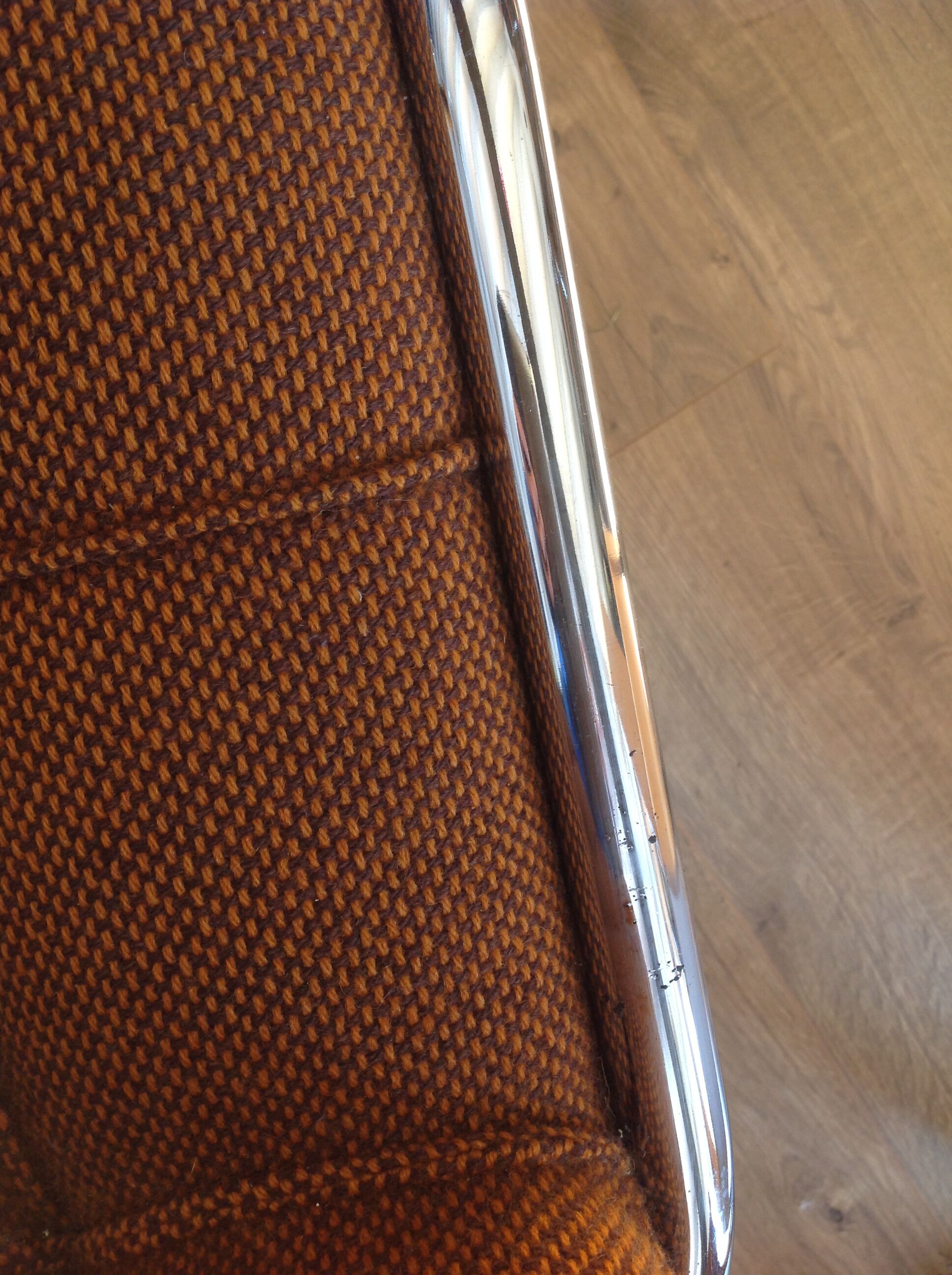 Chaise  ou fauteuil airborne fb403 par Yves Christin