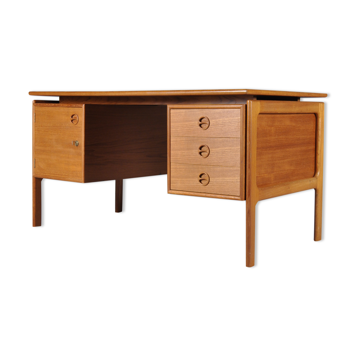 Danish desk by Arne Vodder for GV furniture, 1960