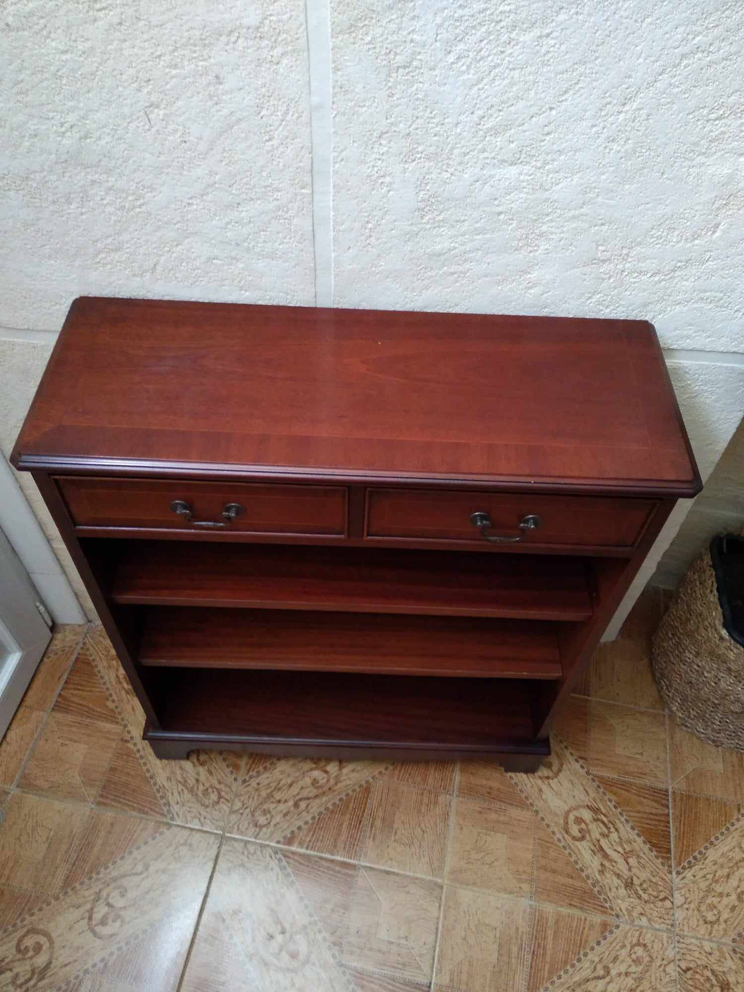 Side cabinet with two drawers