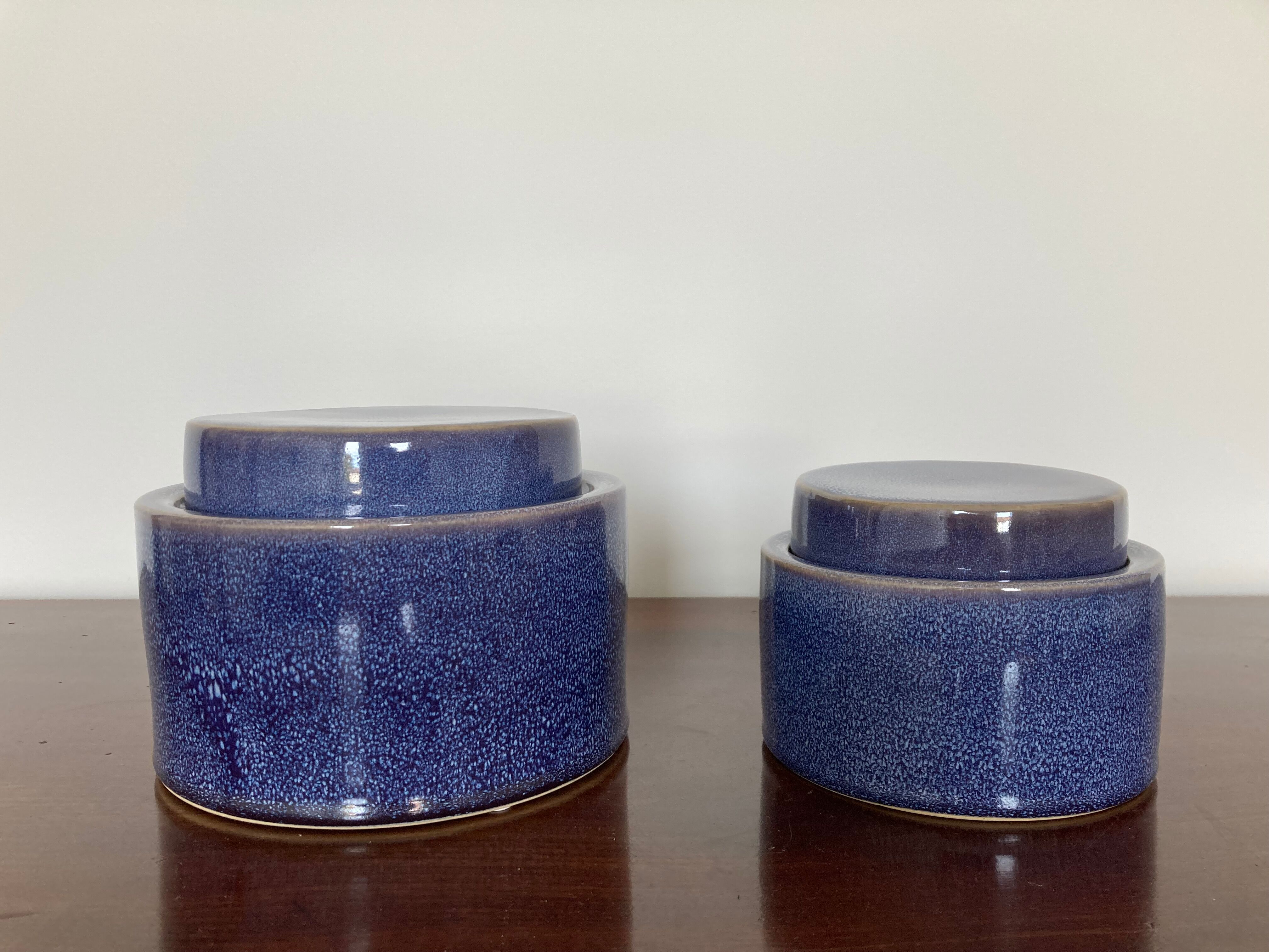 Chinese style ceramic pots