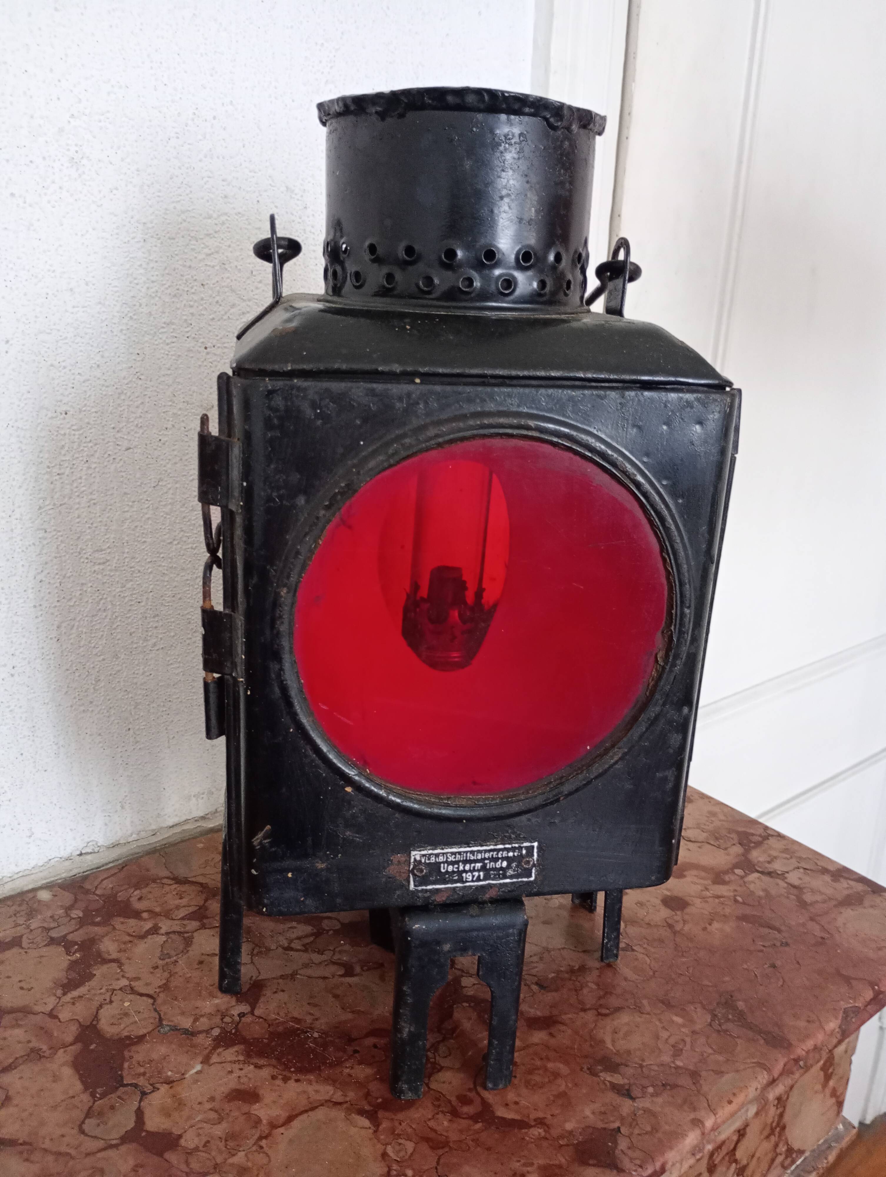 Ancienne lanterne SNCF allemande.