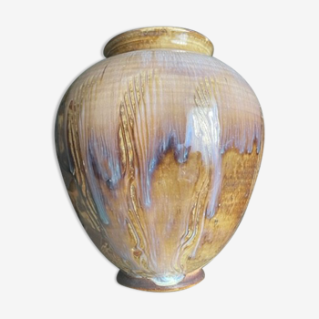 Vase en grès signé, vers 1940